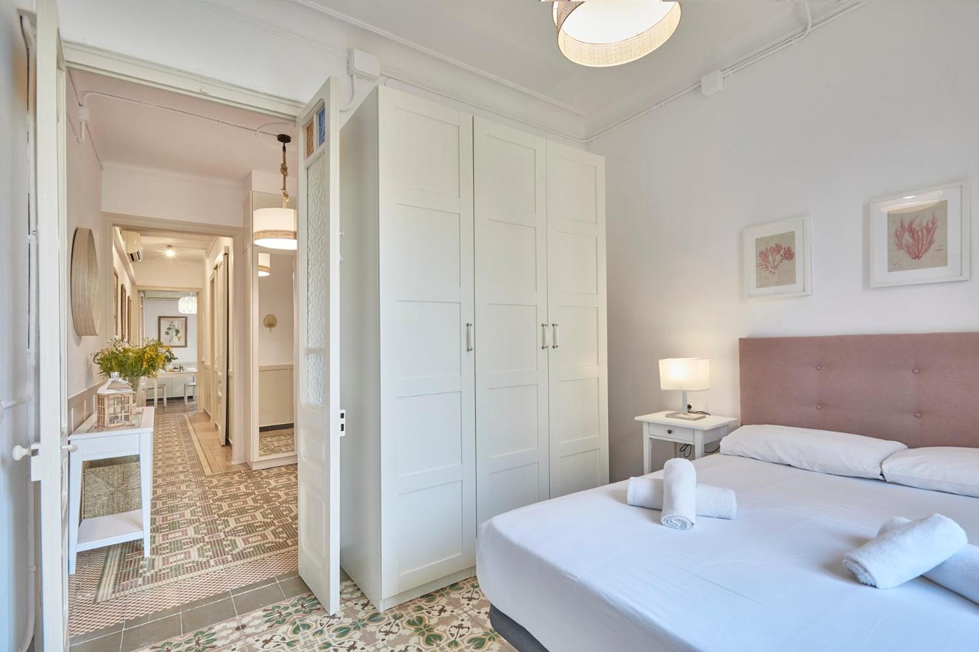 Bbarcelona Sagrada Familia Garden Apartment Екстериор снимка