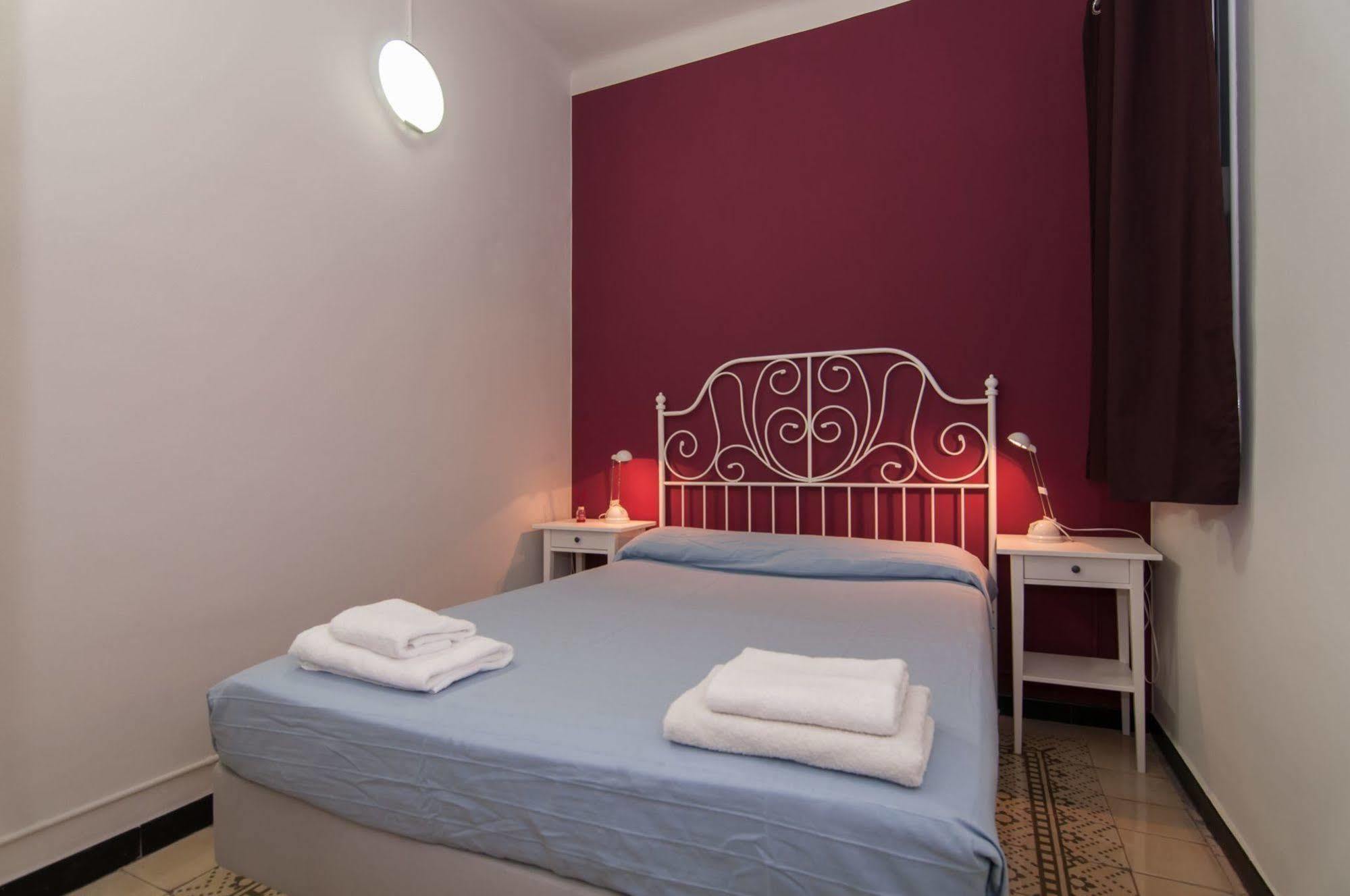 Bbarcelona Sagrada Familia Garden Apartment Екстериор снимка
